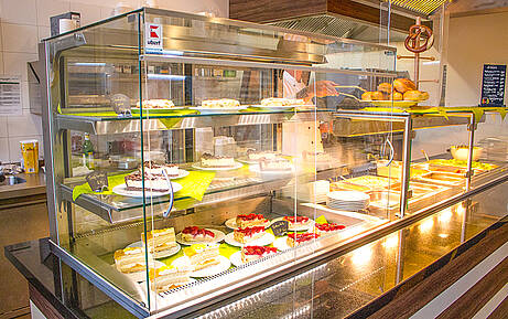 Theke in der Cafeteria Klinikum Pfeiffersche Stiftungen